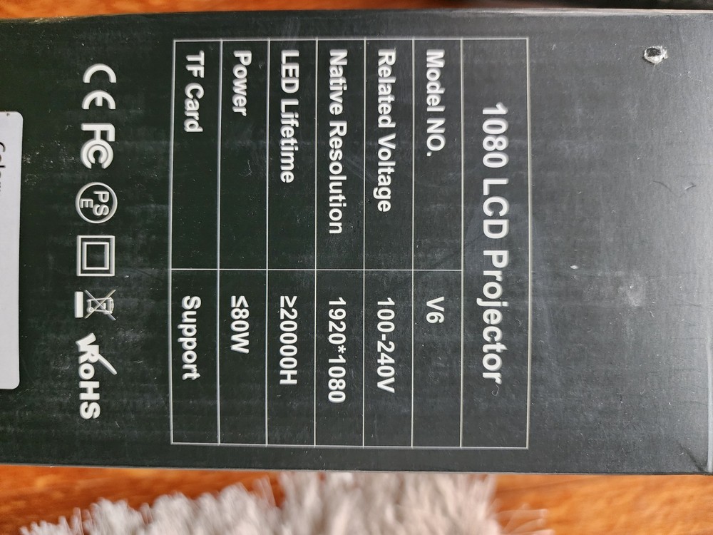 crumisy 1080P LCD projector