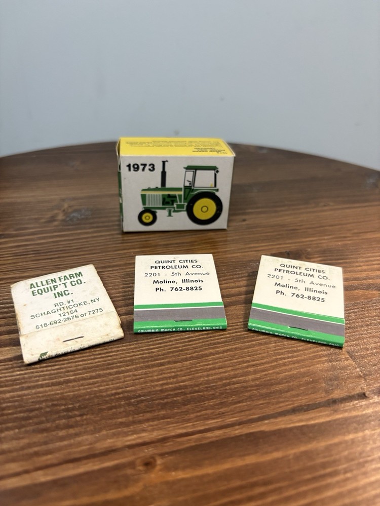 John Deere Matchbook Set