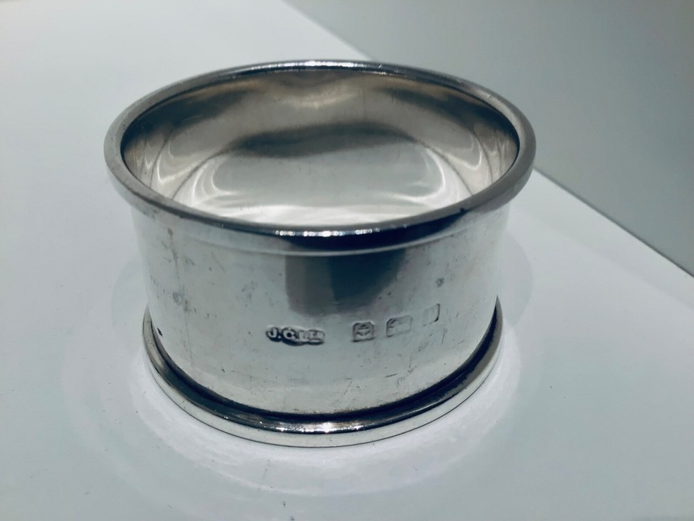 Cased Set 6 Solid Silver Napkin Rings, Birmingham 1914