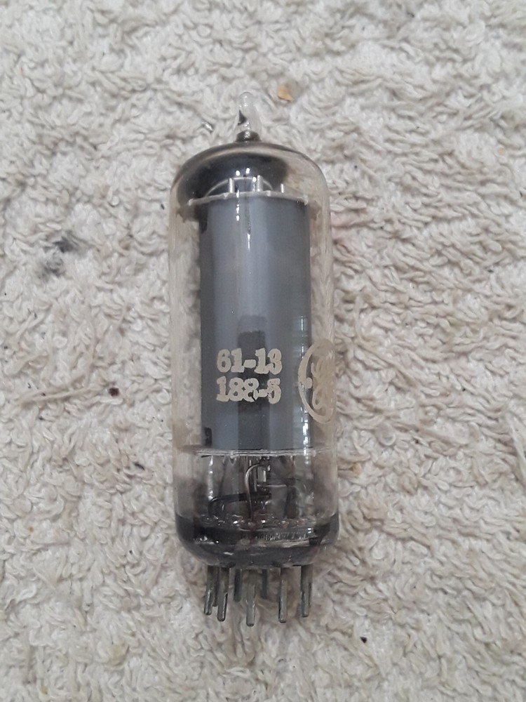NOS GE 5763 Vacuum tube - White box - Tested