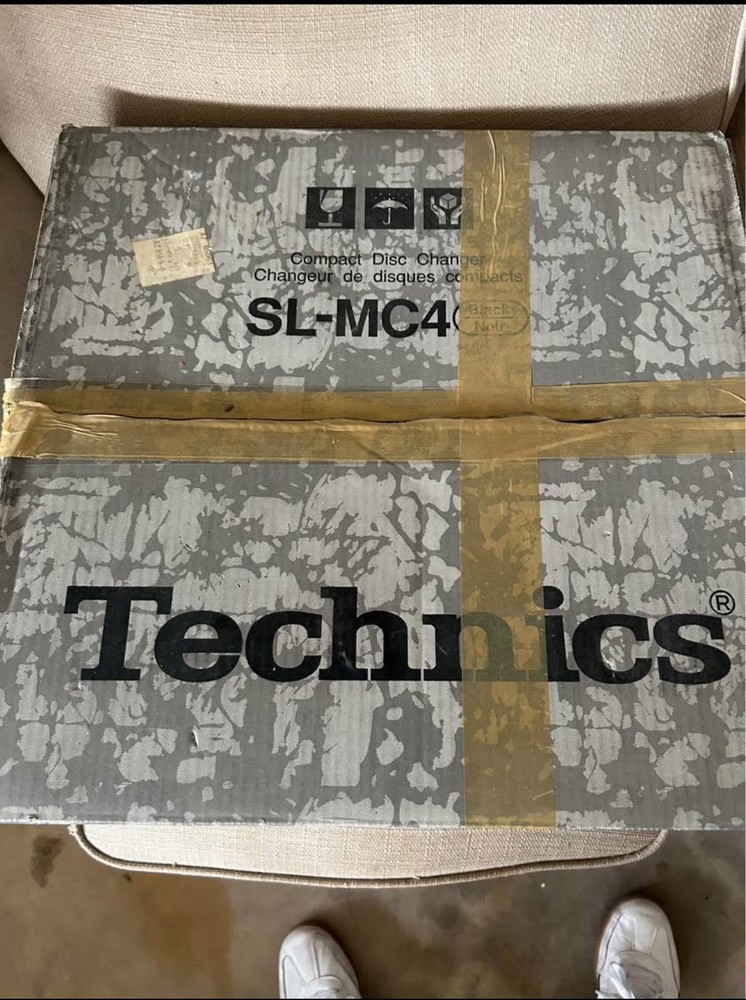 TECHNICS SL-MC4 MASH 60 CD Compact Disc Changer Jukebox w/ Remote & power cable