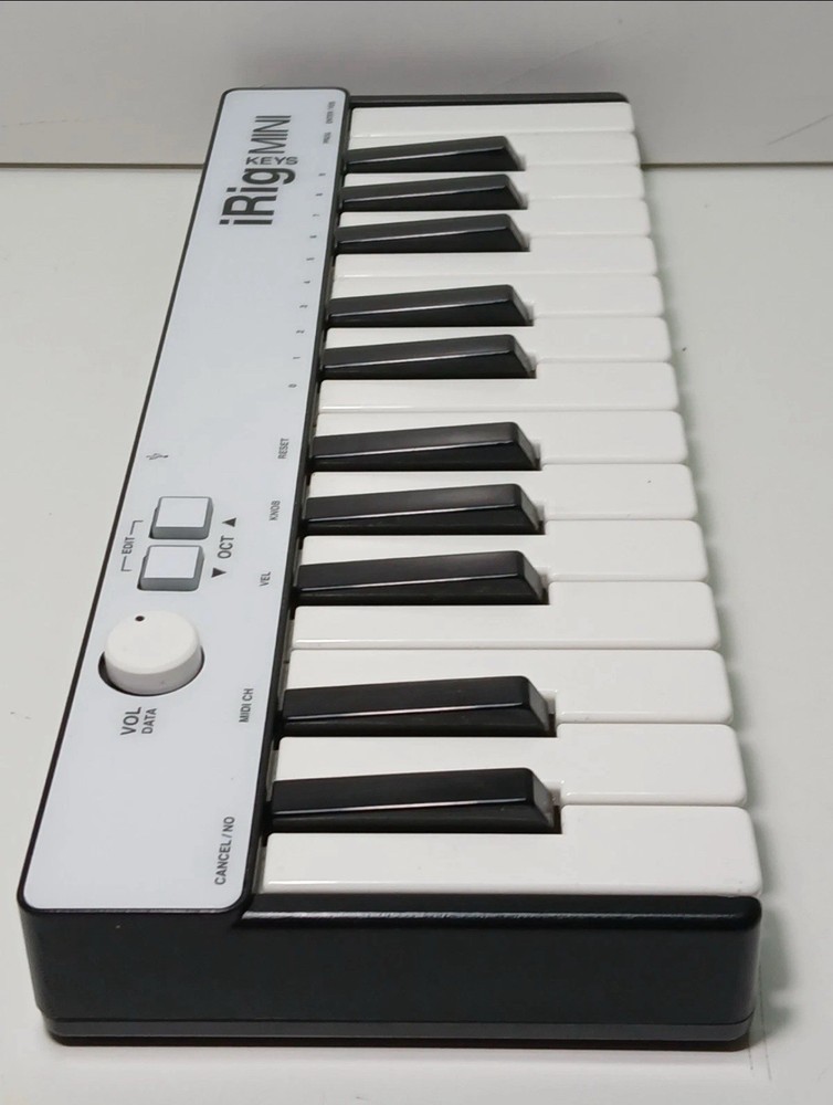 iRig Keys Mini 25 Key Keyboard Controller Piano IK Multimedia