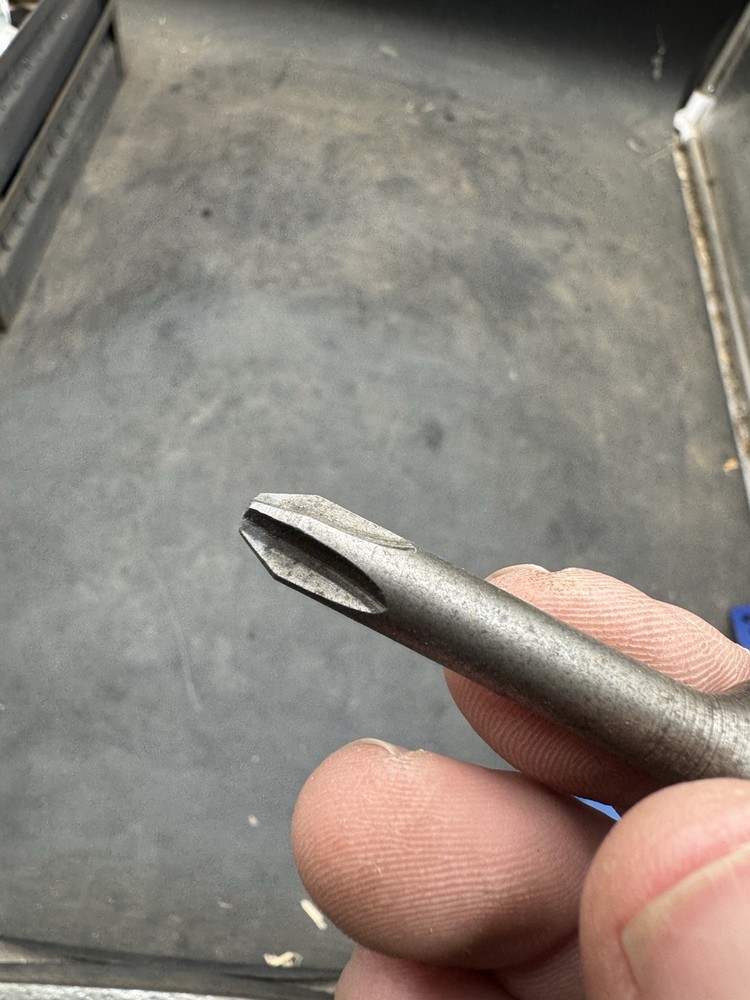 APEX TOOLS 833, 3/8" SOCKET DRIVEN, #3 PHILLIPS SCREWDRIVER BIT.