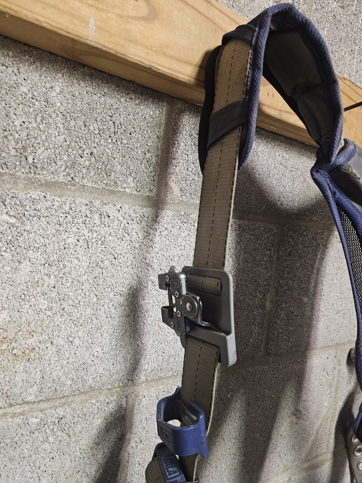 3M DBI-SALA EXOFIT STRATA XL FULL BODY HARNESS FALL PROTECTION 1112538 XL BELT