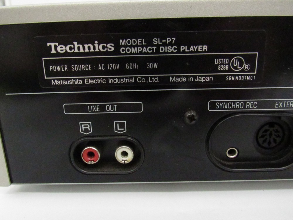 Technics SL-P7 CD Compact Disc Player Parts Only (Read)