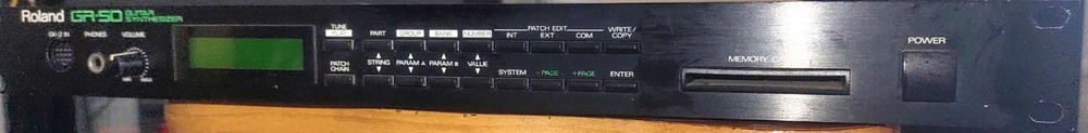 Roland GR-50 Guitar MIDI Controller/Synthesizer