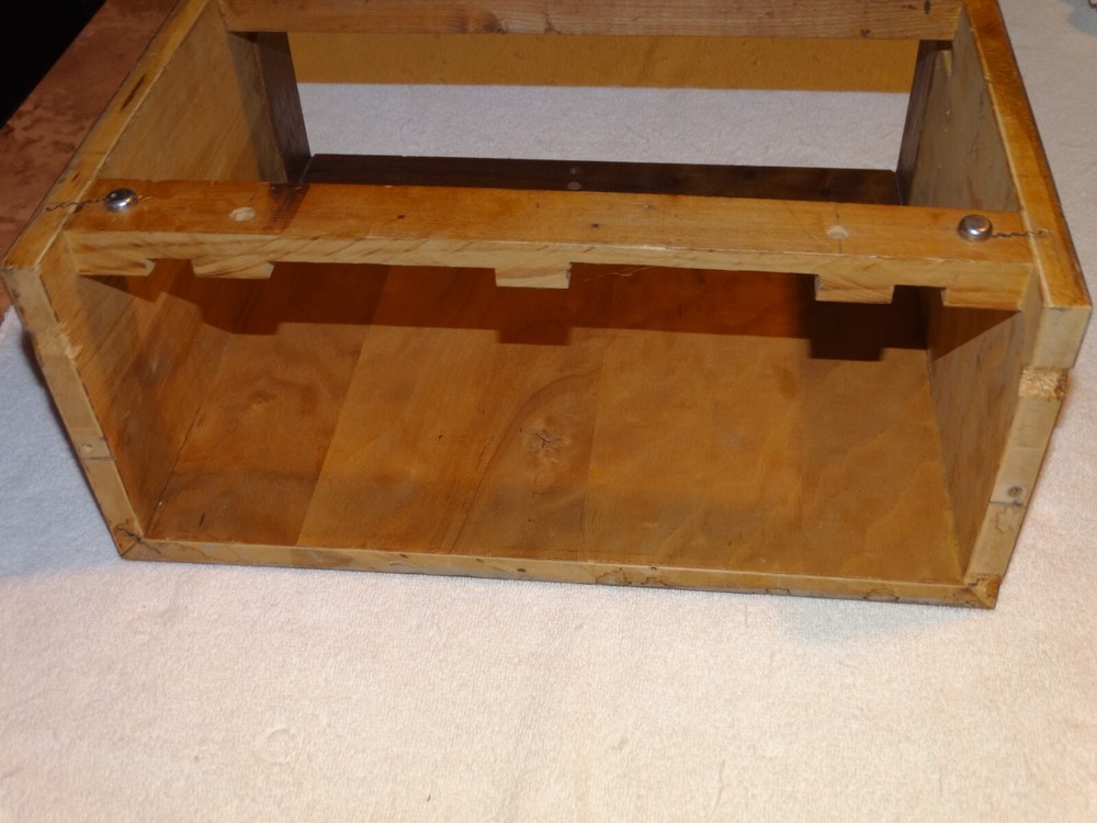 Vintage Wood Case *READ*