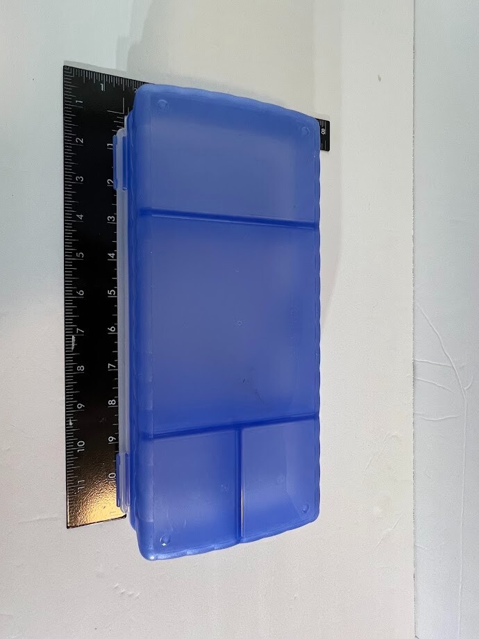 TUPPERWARE Blue Lunch’N Things Container 4 Compartments