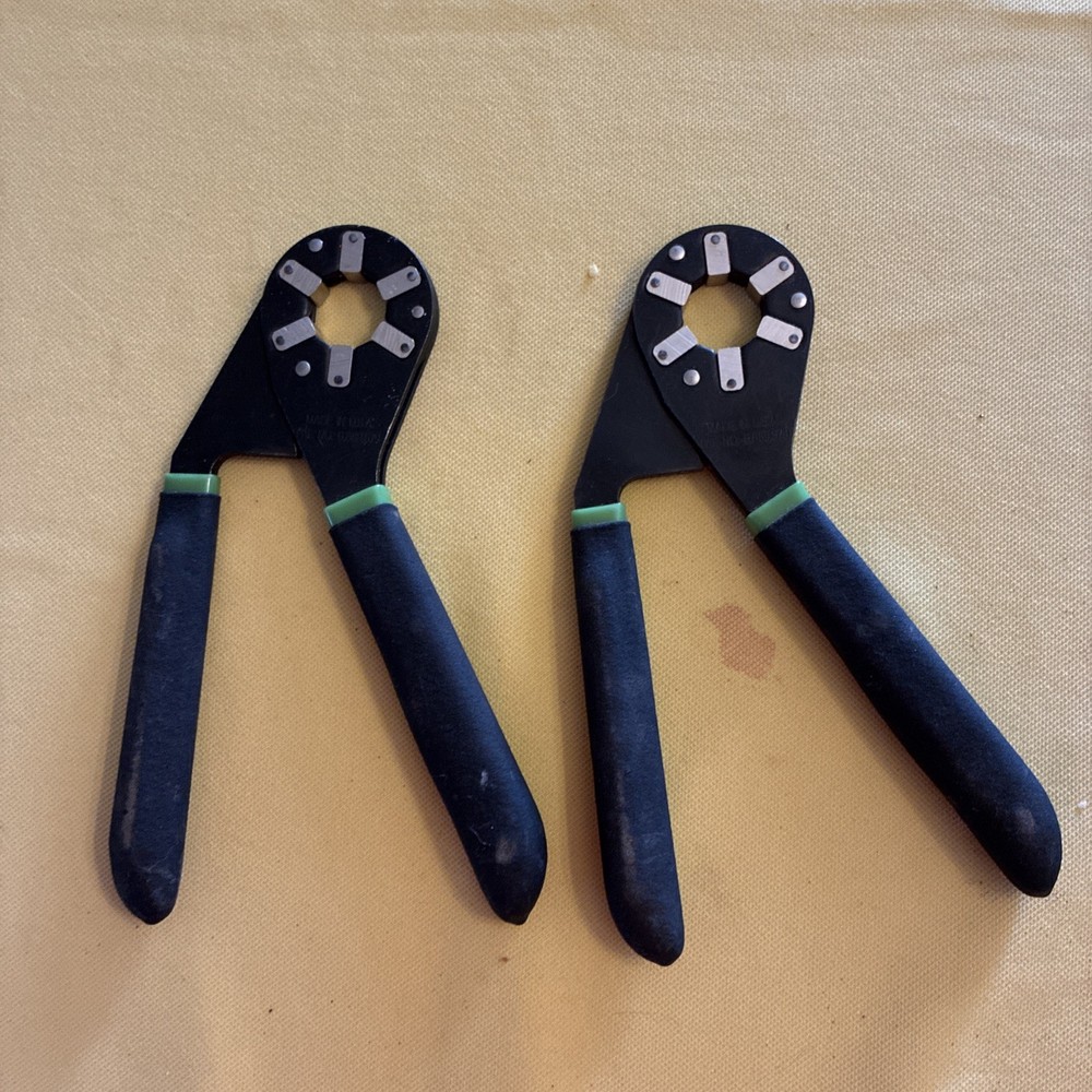 2 BIONIC WRENCHES BY LOGGERHEAD TOOLS USA ∙ Two 8-INCH WRENCH