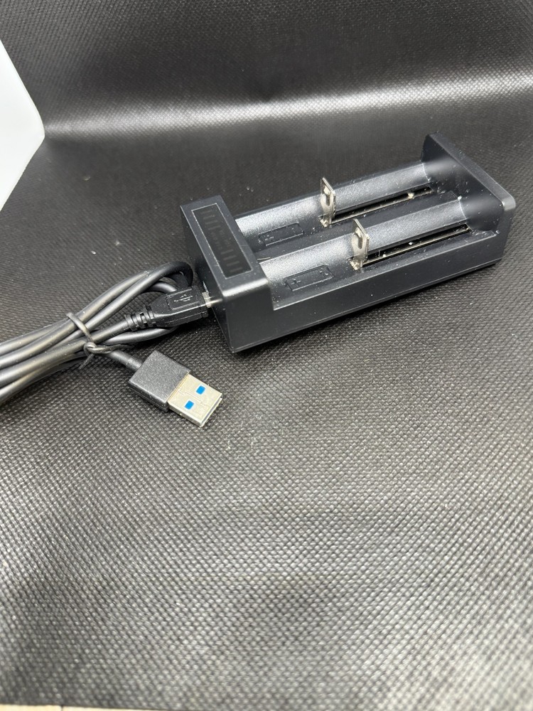 CamRanger2 Rechargeable, Replaceable Lithium-ion Battery And Charger