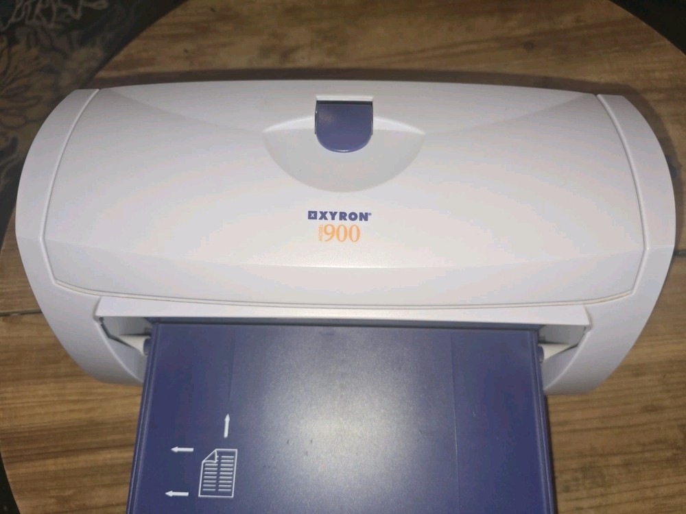 XYRON Model 900 Laminator Machine - Untested