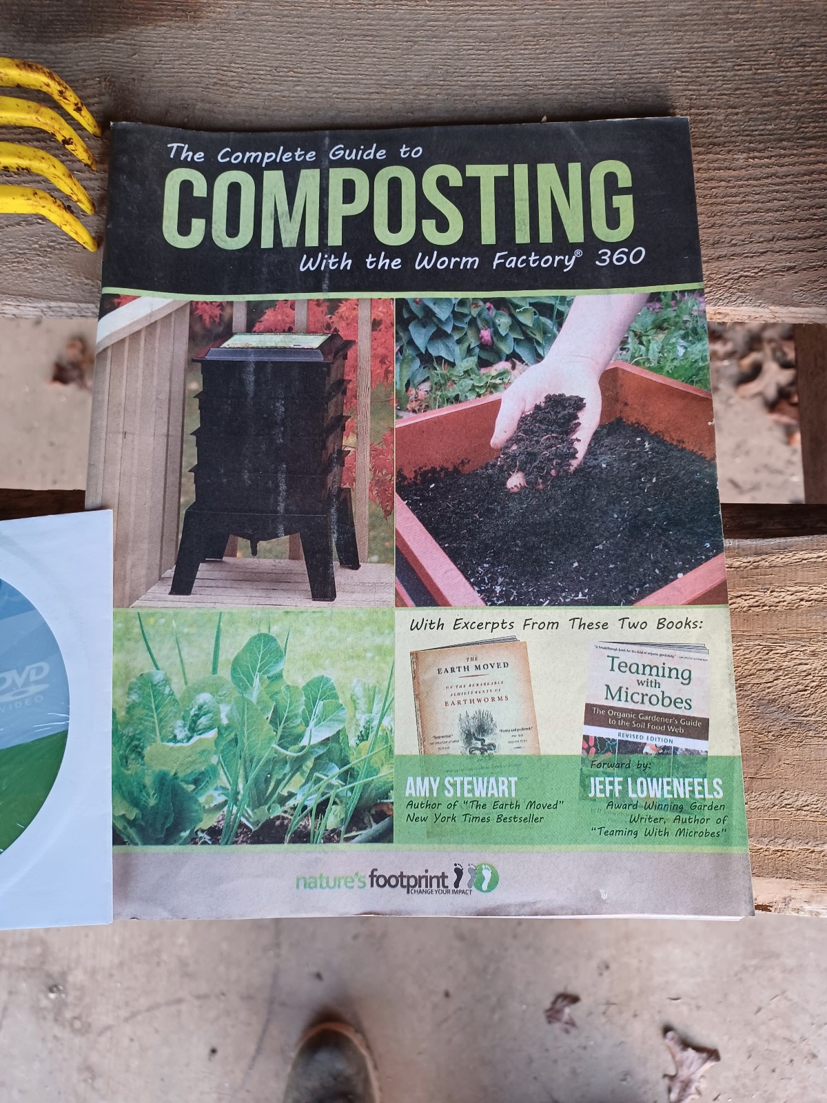 !!!! WORM FACTORY 360 UPWARD COMPOSTERS 2 OF THEM !!!!!