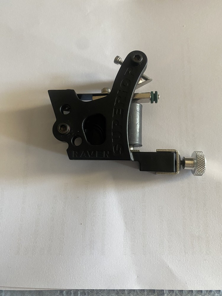 Superior Tattoo Machine RAVEN Soft Touch W/ Box