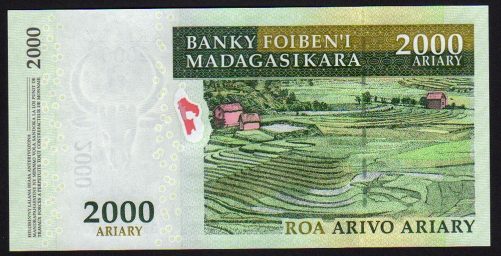 Madagascar 2000 Ariary 2014 Pick.90b Mint Unc
