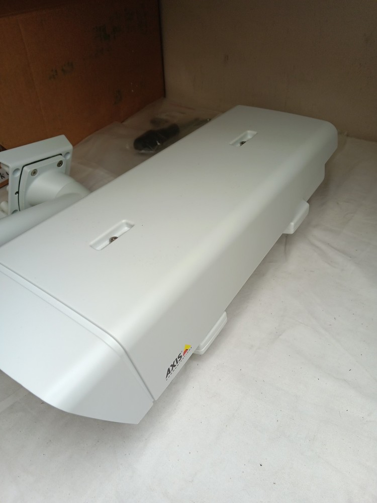 Axis P1357-E 0530-001 Network Camera