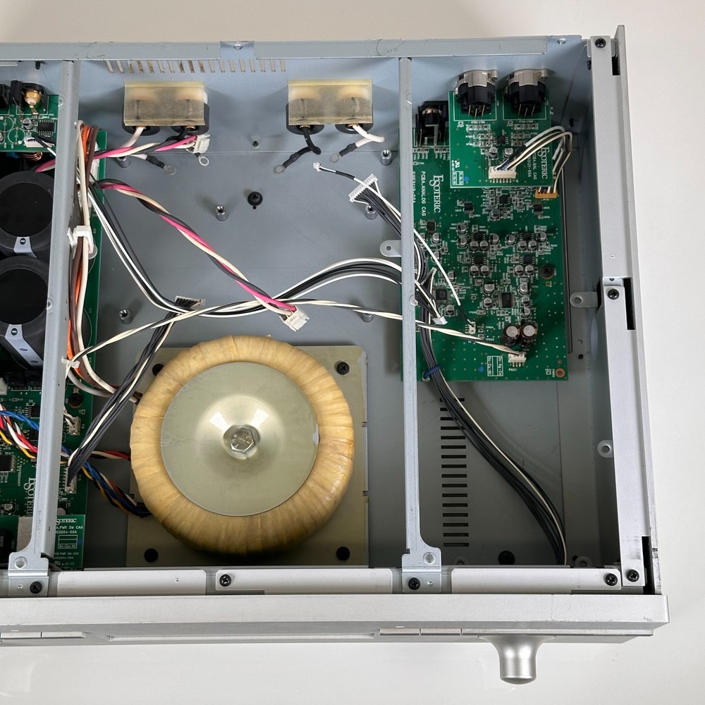 Esoteric AI-10 Integrated Amplifier; AS-IS