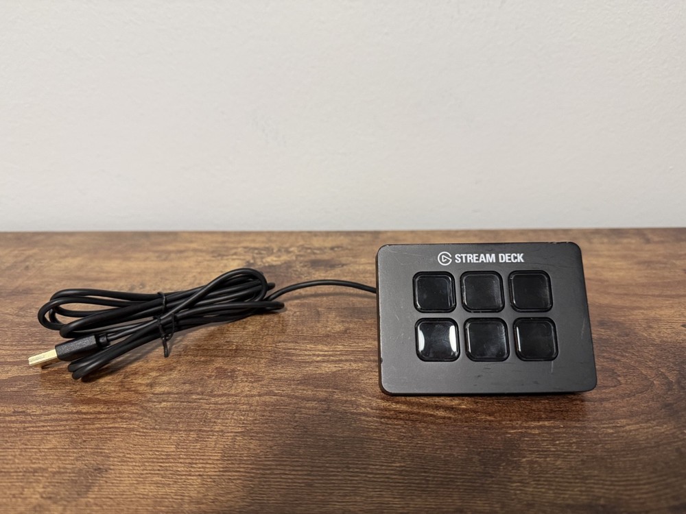 Elgato Stream Deck Mini 6 Key Programmable LCD Controller