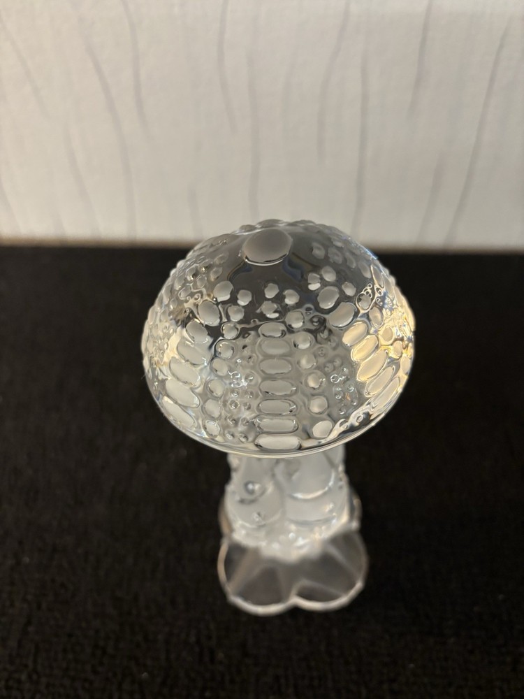 Saint Louis Crystal Wig Holder