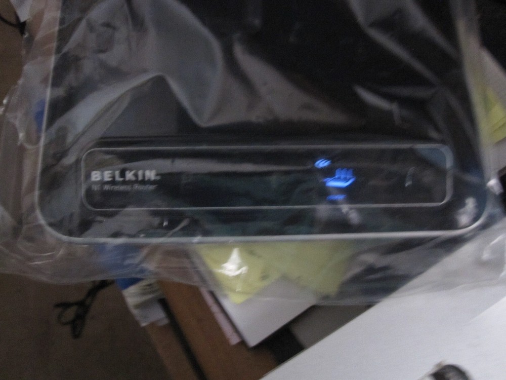 2-Belkin N1 Vision Wireless Router .. Version 1000