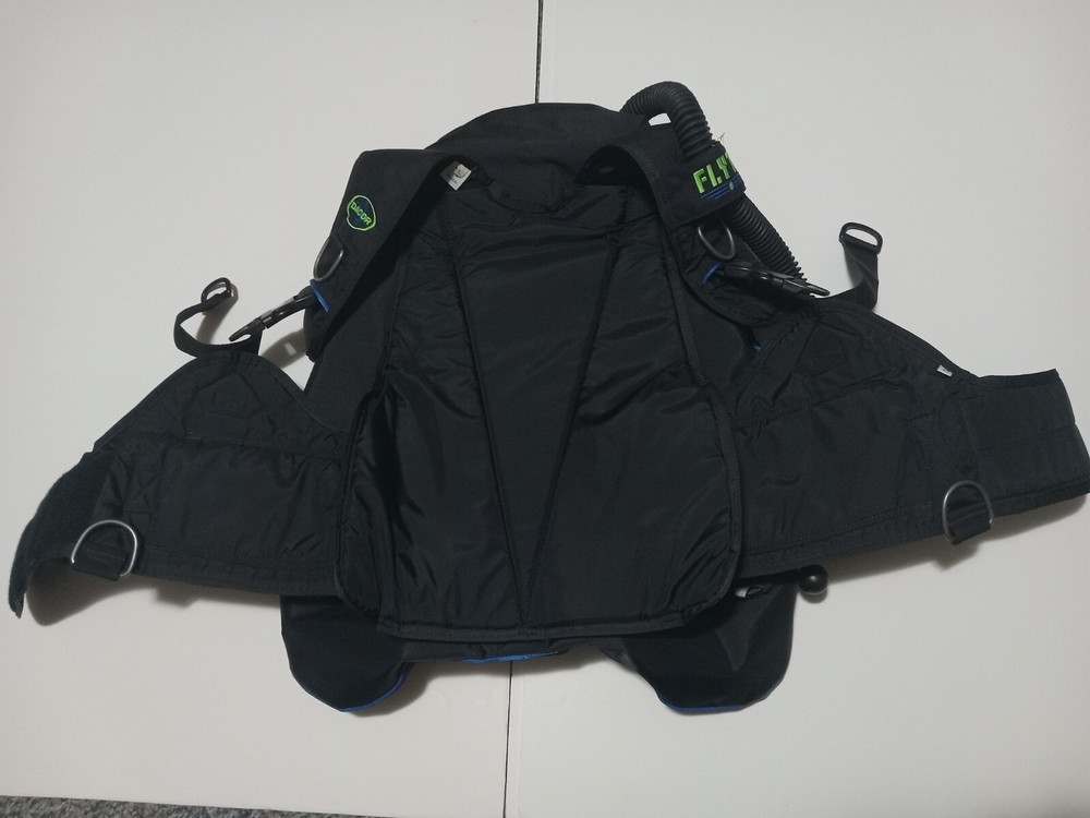 Dacor Flyt pac scuba diving bcd