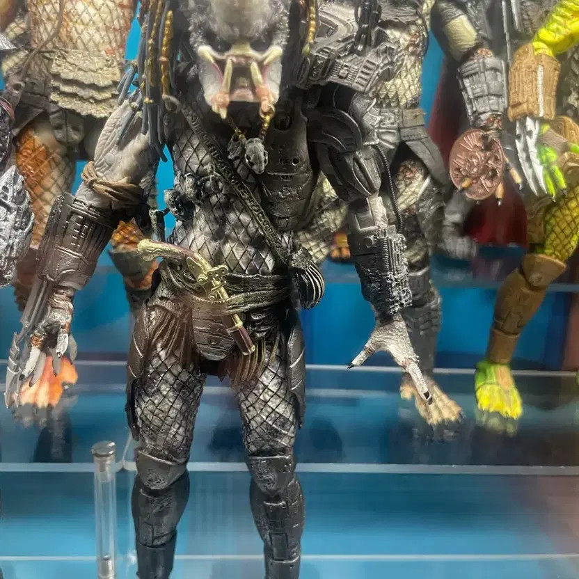 Neca Elder Predator Model Kit Official