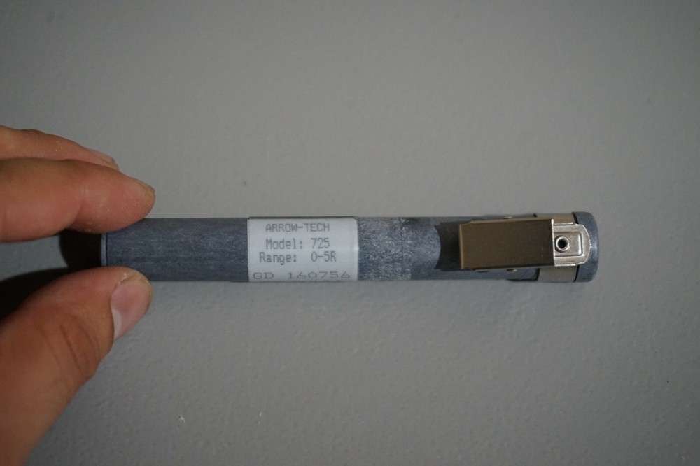 ^ Arrow-Tech 725 Range: 0-5R Dosimeter