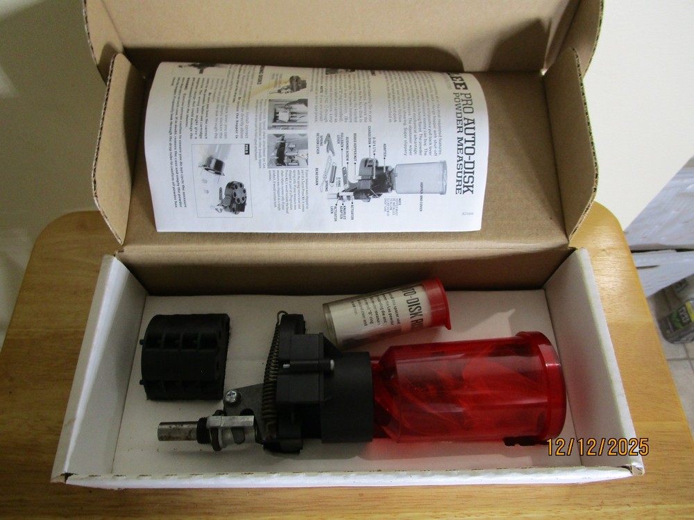 Lee Pro Auto Disk Powder Measure Model 90429