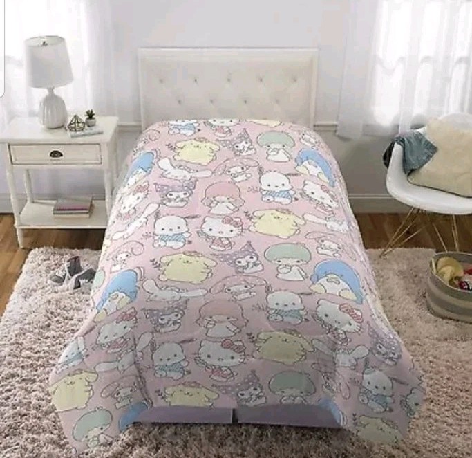 Hello Kitty Twin Comforter