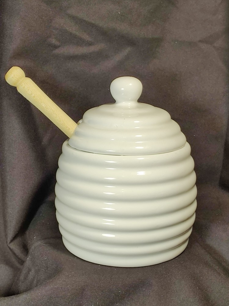 WM Bartleet Sons Honey Pot White