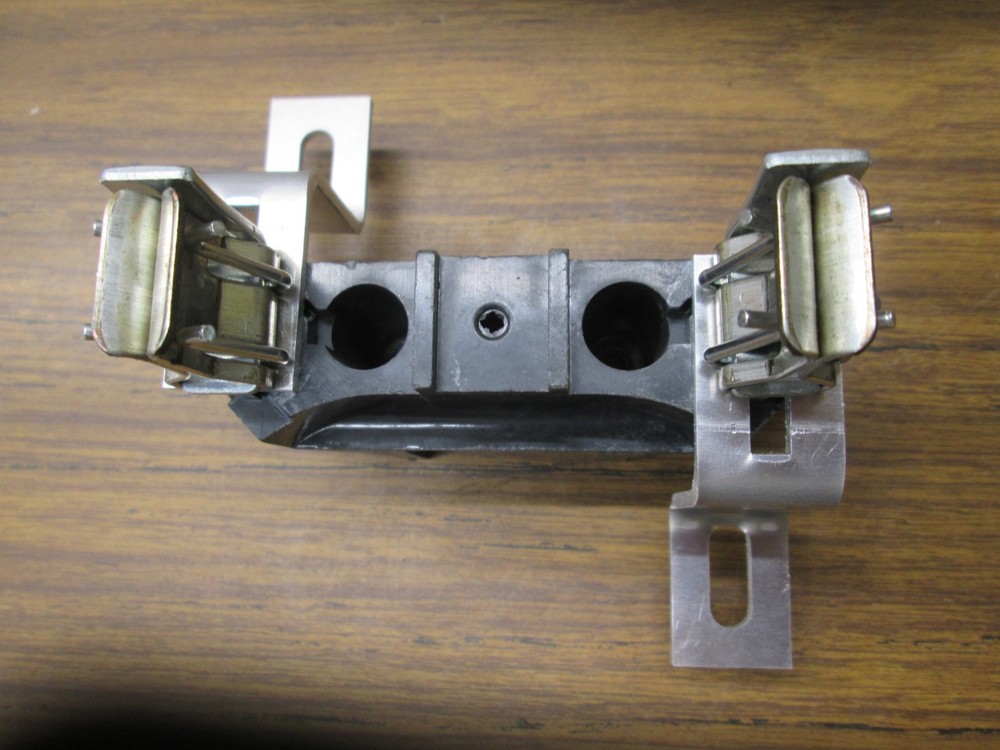 Thomas & Betts Anchor Ganged Ringed Meter Socket Line Side Lug Replacement Kit