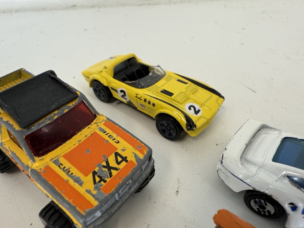 Lot Hotwheeels and Hatchbox Misc.