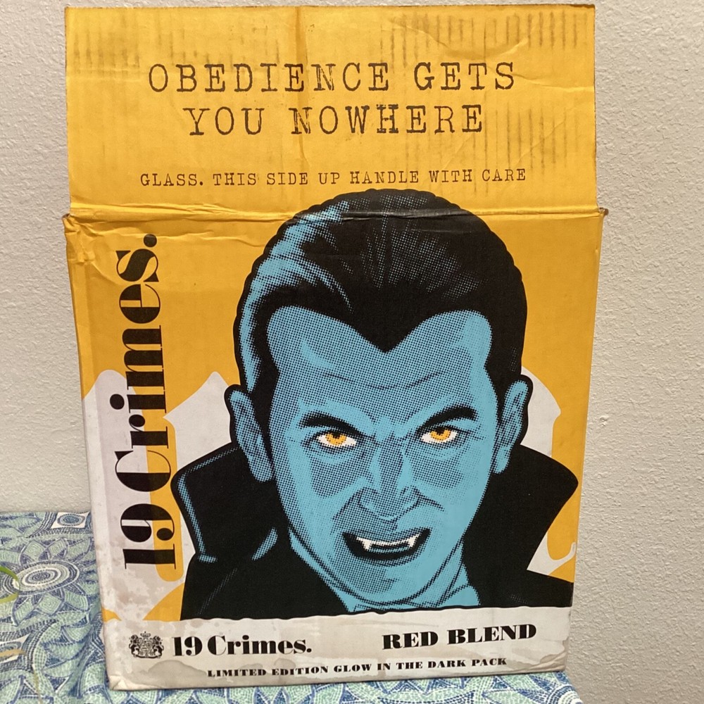 19 Crimes Universal Monsters DRACULA Wine Empty Box