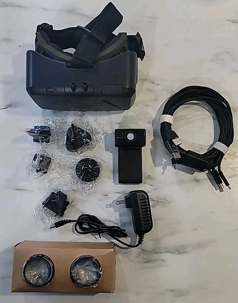 Oculus Rift DK2 Development Kit Virtual Reality Headset And Extras