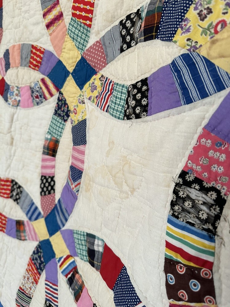 Antique Early Patchwork Pattern Wedding Ring Quilt