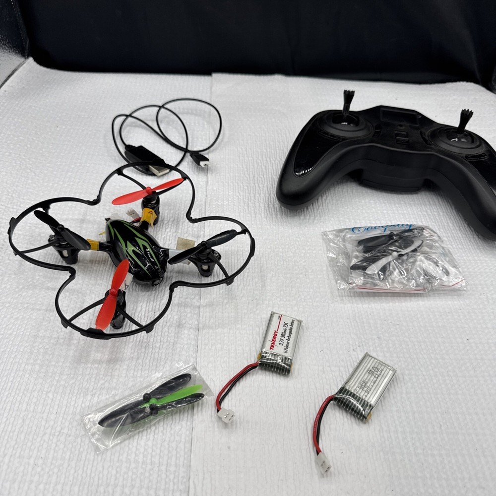 Hubsan X4 Drone with Controller FOR PARTS UNTESTED