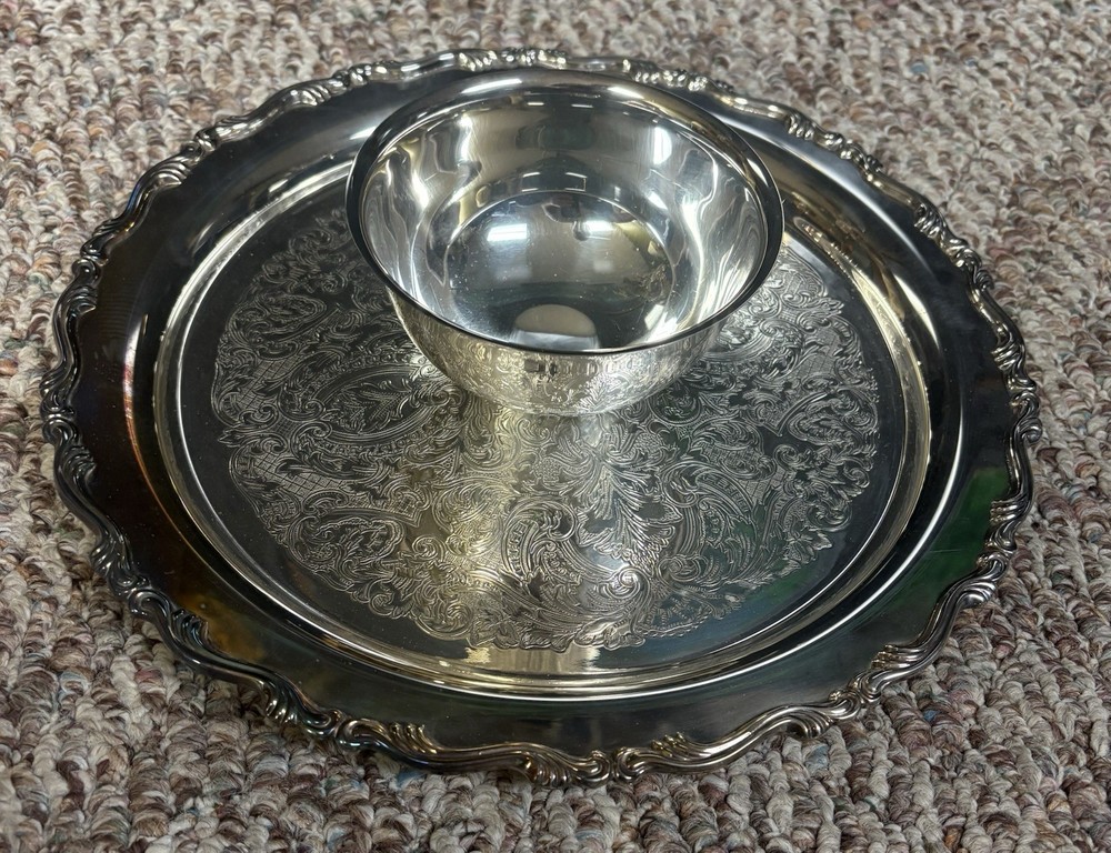 Vintage Oneida Silver Plate Chip & Dip Bowl Serving Platter Tray 12 1/2"