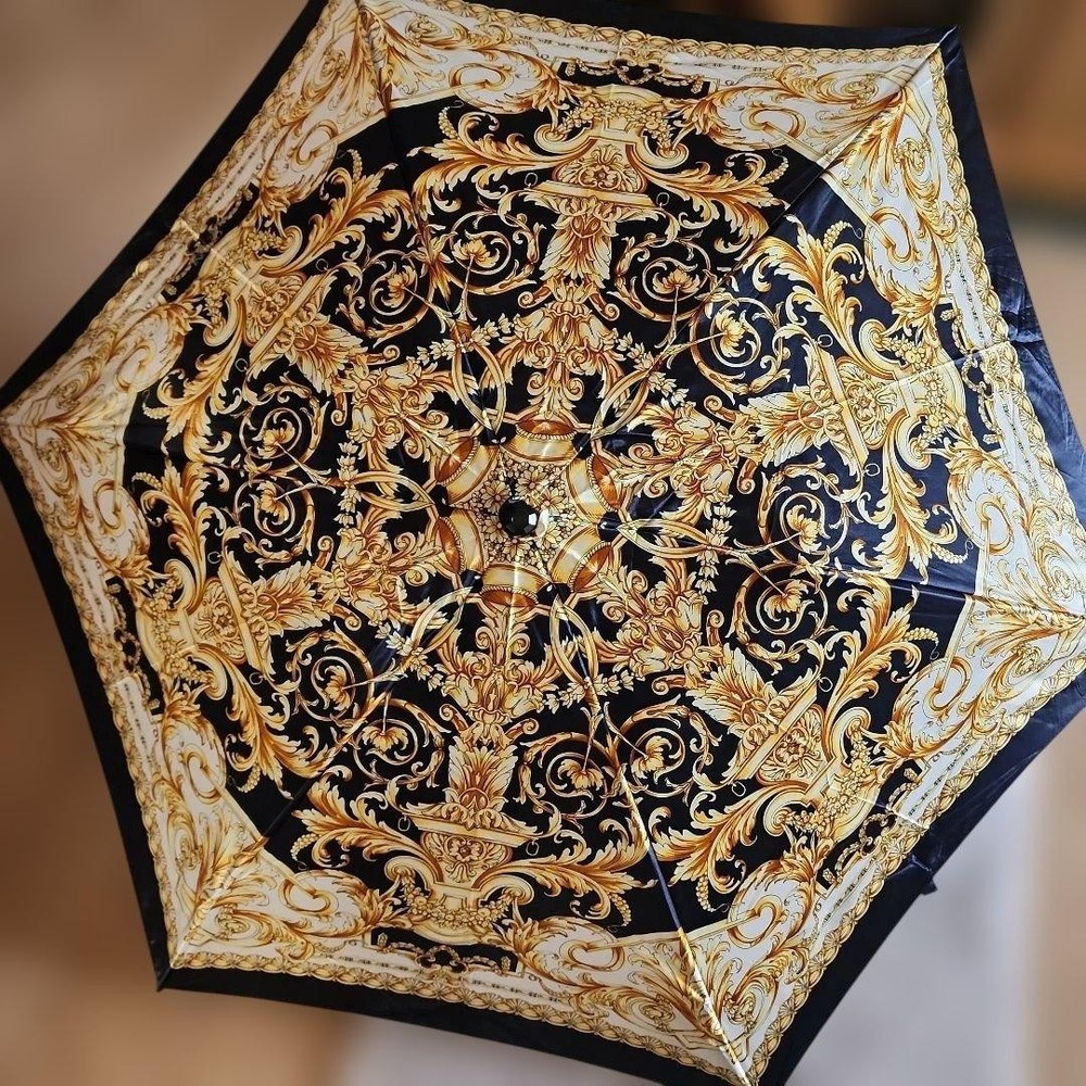 Authentic Gianni Versace Navy Gold Baroque pattern foldable umbrella Used