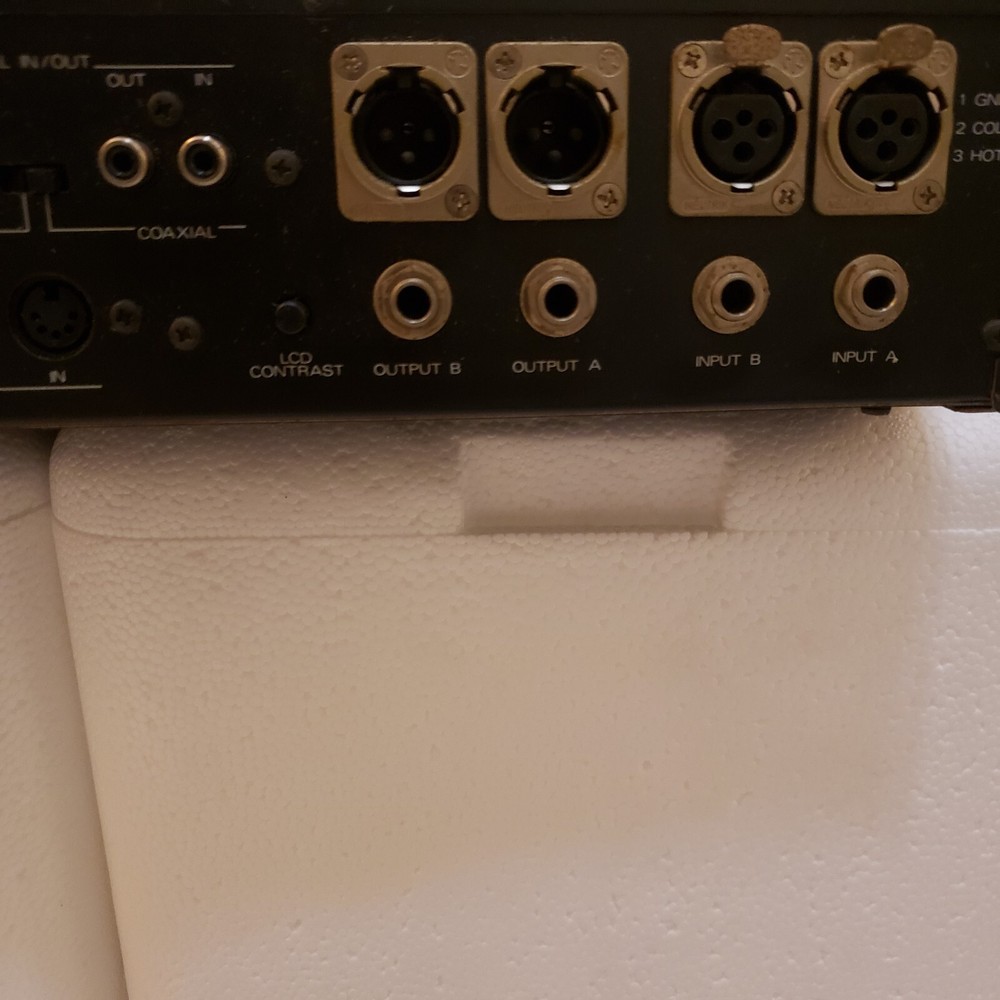 Roland E-660 Digital Parametric Equalizer, Eq, Vintage Rack