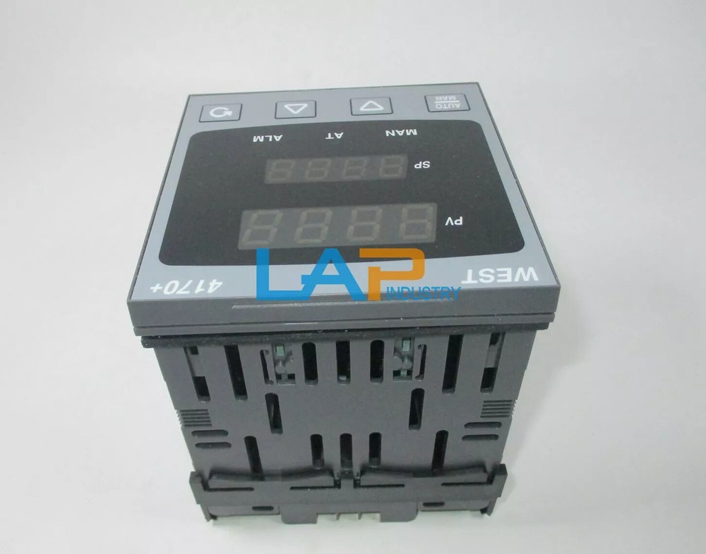 1Pcs New Temperature Controller P4170-31190020 P4170 31190020