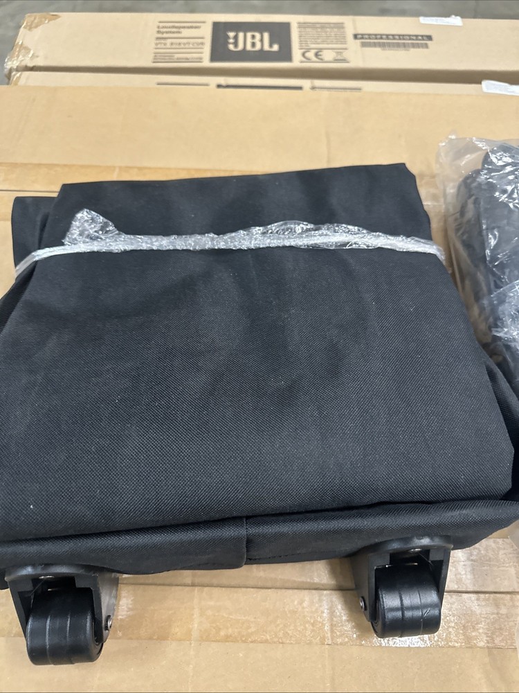 EzUp Deluxe Roller Bag DRBPR15BK