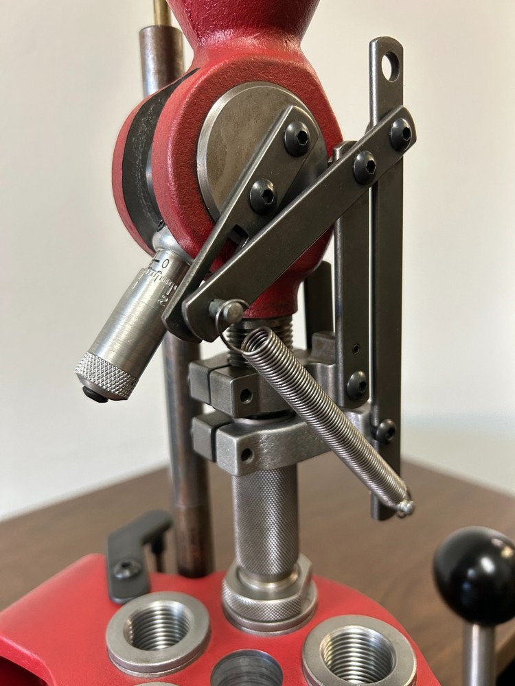 Hornady Lock-N-Load AP Automatic Press, Clean, with #2 Shell Plate