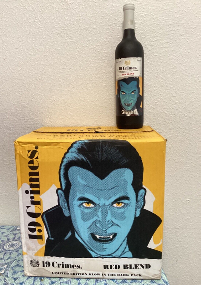19 Crimes Universal Monsters DRACULA Wine Empty Box