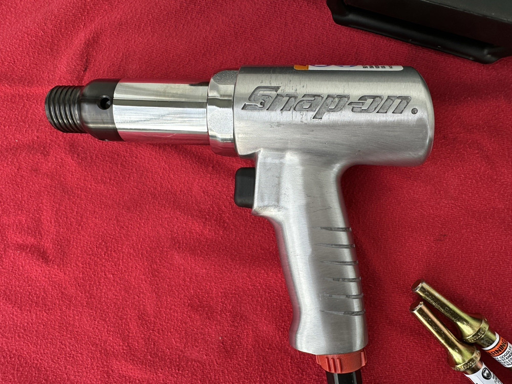 Snap-on Air Hammer PH3050 Set with Bits NOS