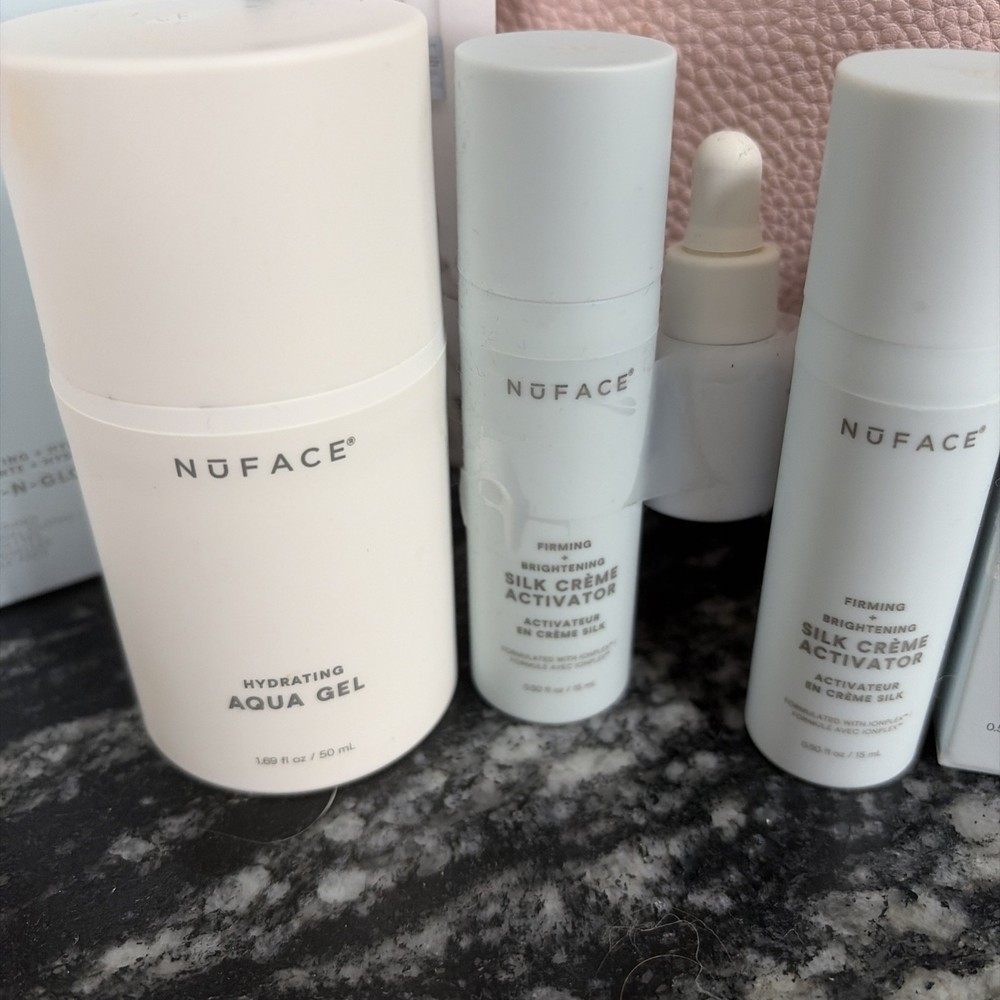 NWOB Nuface Trinity With Red Light Wrinkle Reducer Attachment And Starter Kit