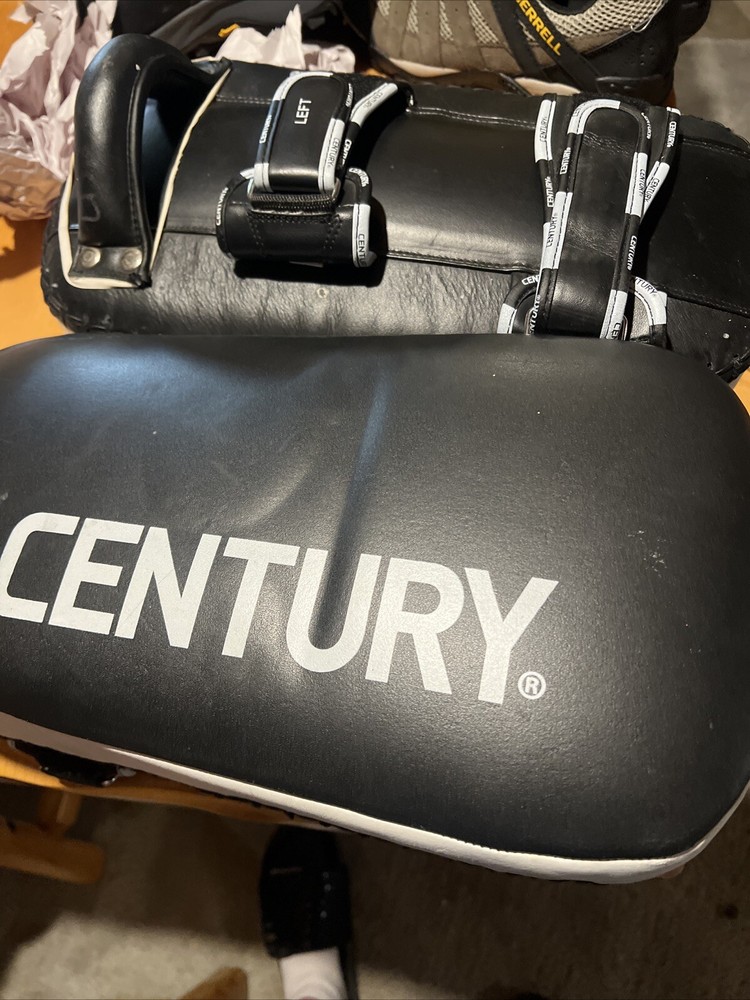 Century Tai Boxing Pads