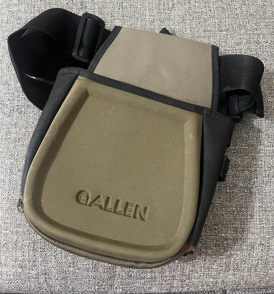 Allen Company Eliminator Basic Double Compartment Shooting Bag