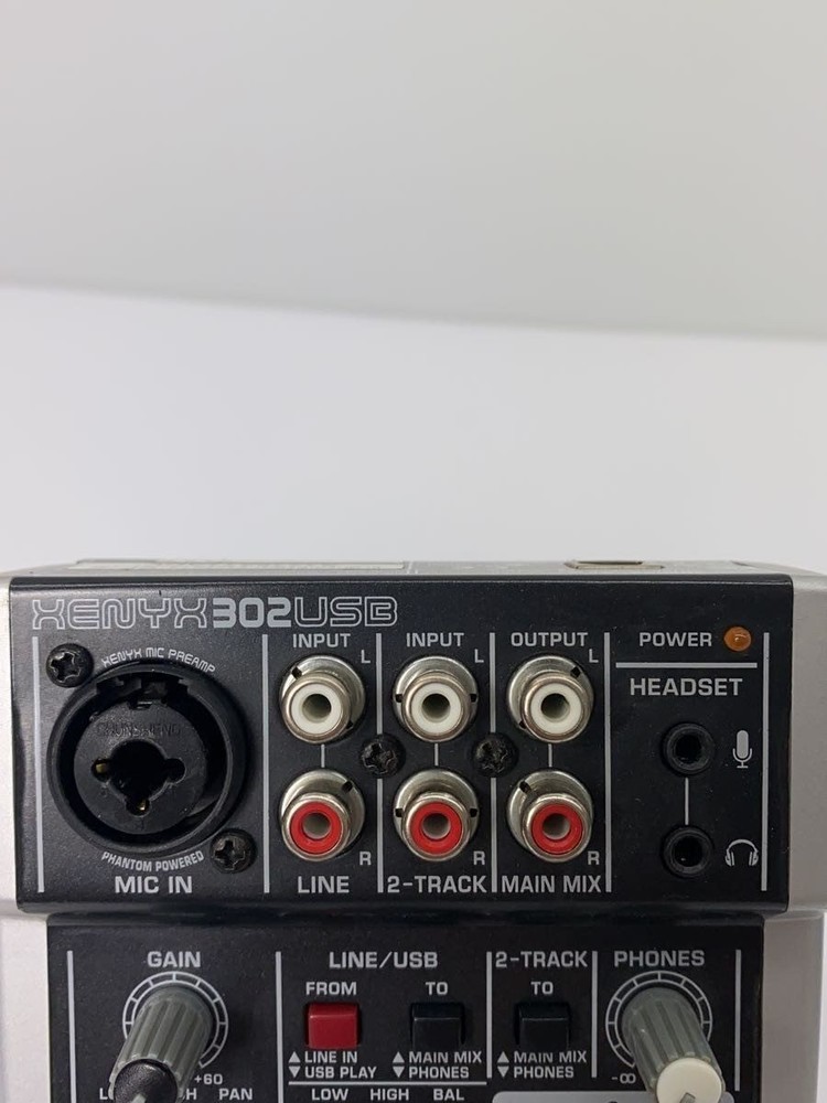 BEHRINGER Mixer XENYX302 Used