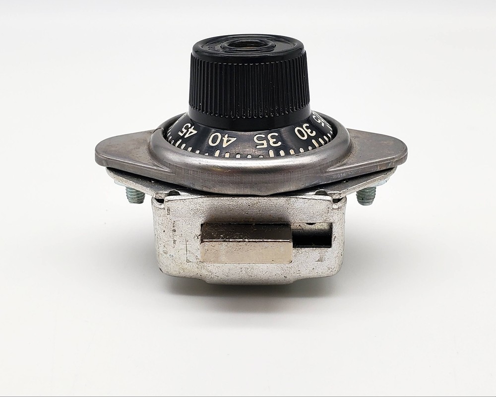 2x Master Lock 1631 Built-in Combination Padlock Locker w Code Hinge Left NO KEY