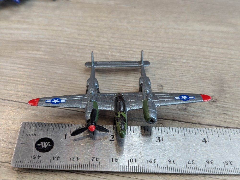 Lockheed P-38 Lightning Diecast Airplane 93114 4" Wingspan Missing Propeller