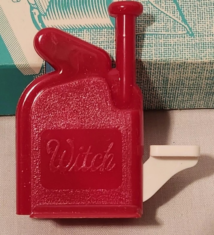 Vintage Needle Threader
